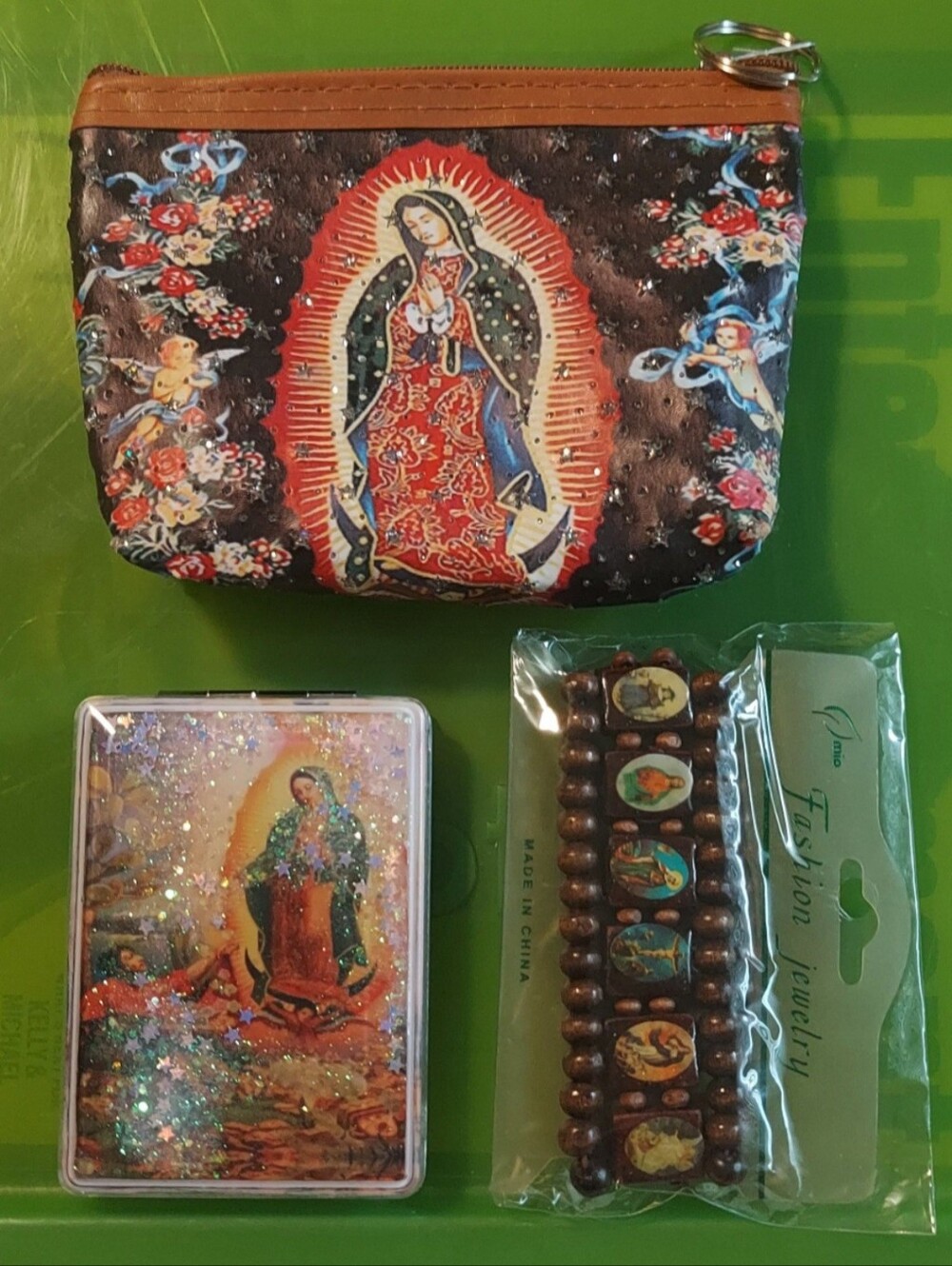 Our Lady of Guadalupe 3PC Religious Set -Zippered Purse, Mirror, & Bracelet New